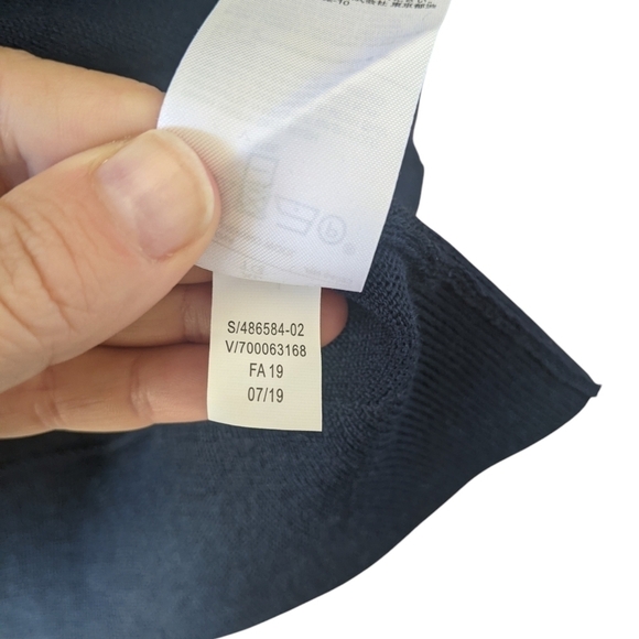 Banana Republic Men's Merino Wool V-Neck Sweater Navy Size XL - Picture 6 of 7